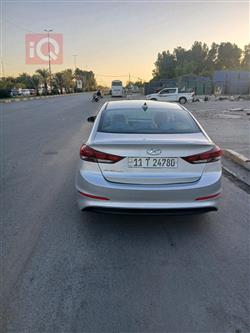 هیوندای ئەلەنترا